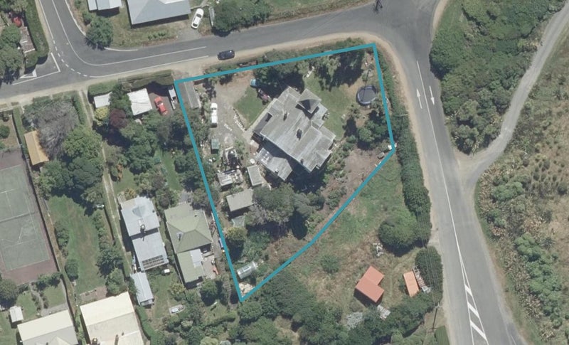 46 Esplanade, WARRINGTON, WAIKOUAITI - Carousel 1