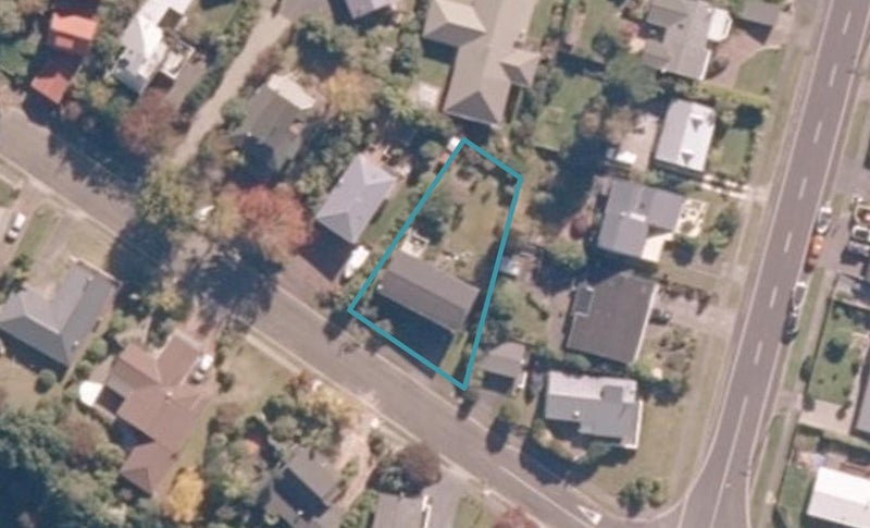 6 Brunette Drive, Acacia Bay, Taupo - Carousel 1