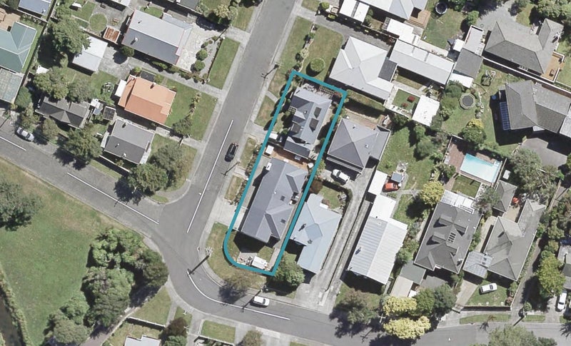 2/17 Waitui Crescent, Waiwhetu, Lower Hutt - Carousel 1