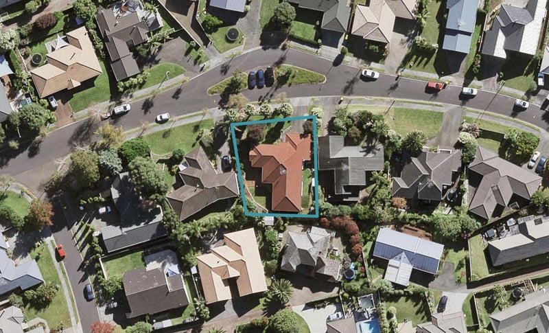 15 Pukatea Avenue, Albany, Auckland - Carousel 1