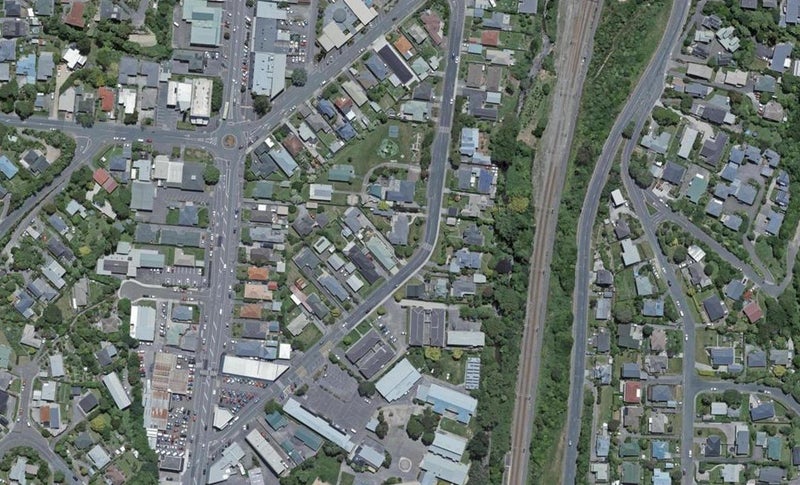 17 Oxford Street, Tawa, Wellington - Carousel 1