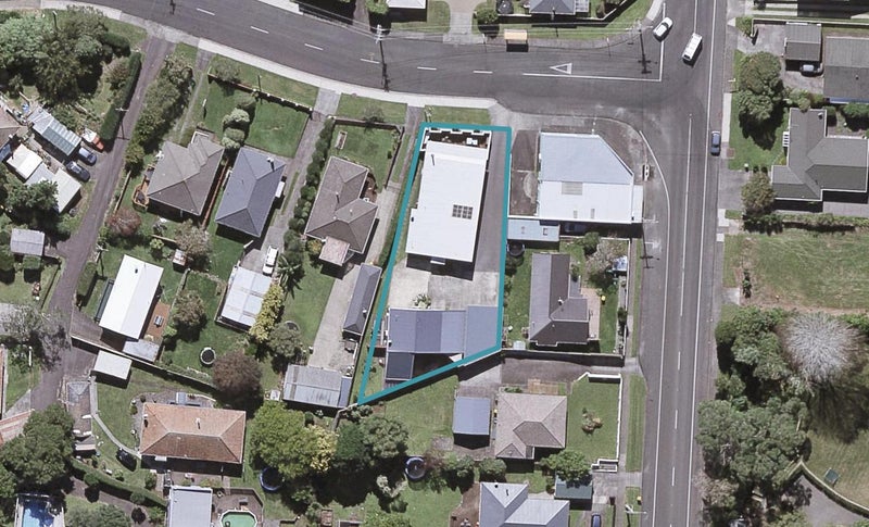 298 Huatoki Street, Upper Vogeltown, New Plymouth - Carousel 1