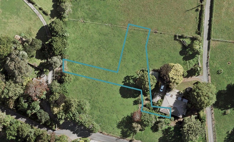 4 Taiheru Road, Karaka, Papakura - Carousel 1