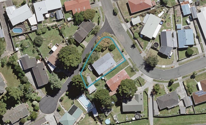 6 Kentucky Street, Totara Park, Upper Hutt - Carousel 1