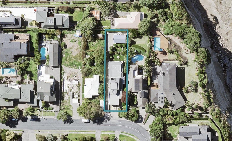 141 Churchill Road, Rothesay Bay, Auckland - Carousel 1