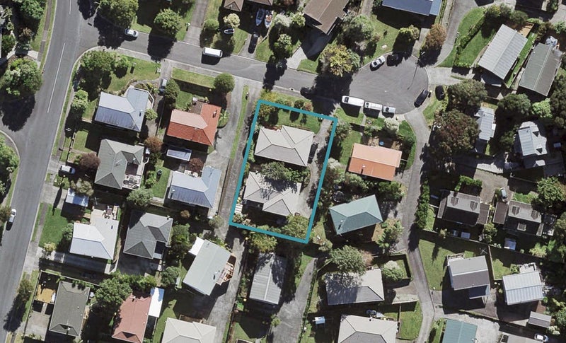 2/7 Valecrest Place, Bayview, Auckland - Carousel 1