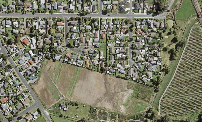 23 Leatham Crescent, Opaheke, Papakura - Carousel 1