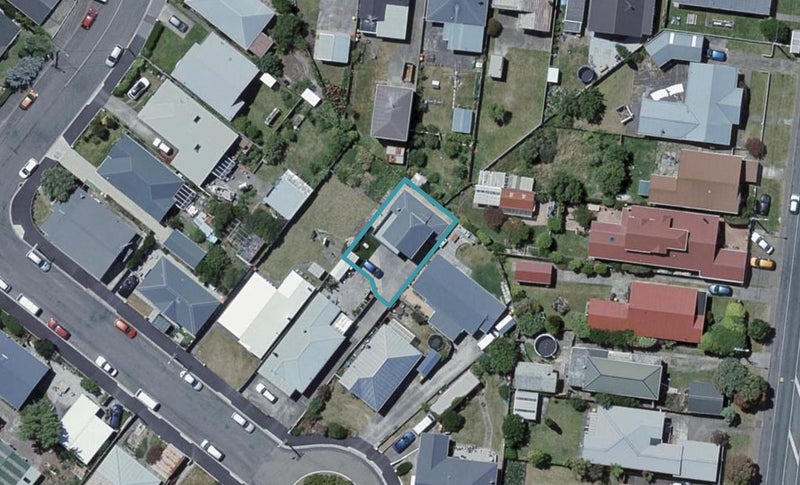 9A Bruges Avenue, Miramar, Wellington - Carousel 1