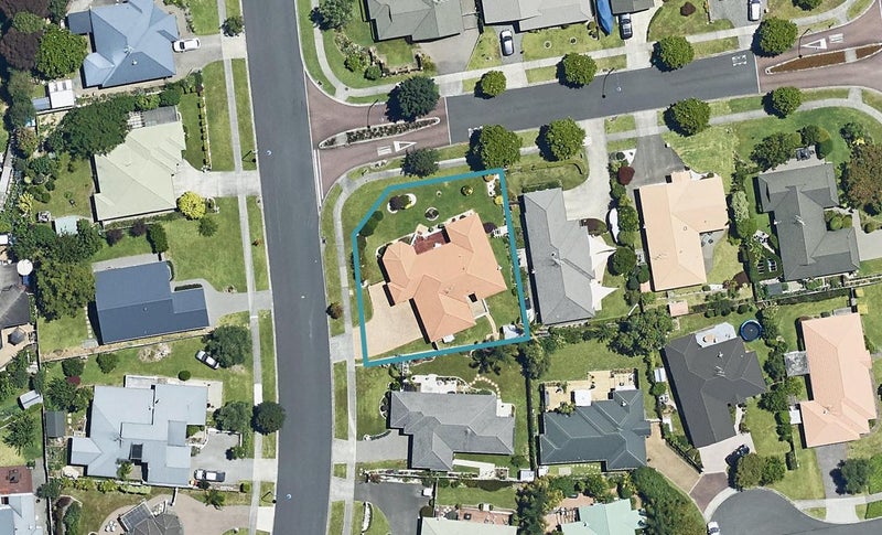 56 Sterling Gate Drive, Bethlehem, Tauranga - Carousel 1