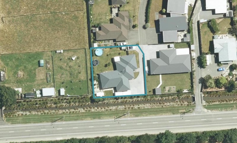 12 Clearwater Place, Mayfield, Blenheim - Carousel 1