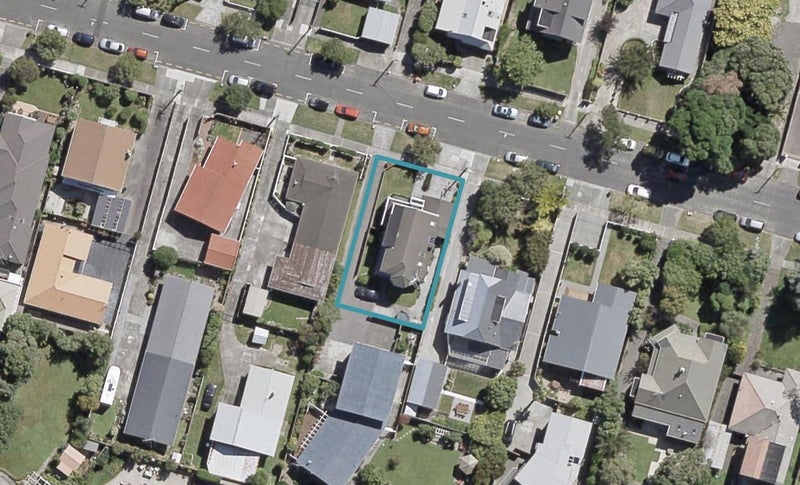 70 Pretoria Street, Hutt Central, Lower Hutt - Carousel 1