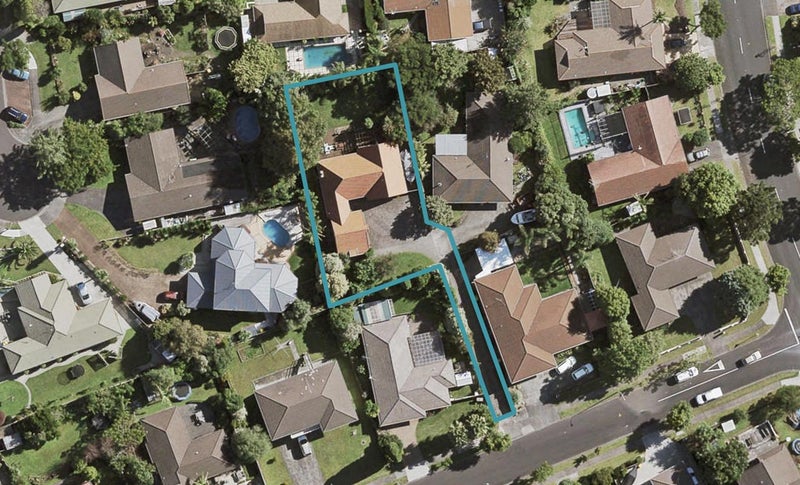 7 Keywella Drive, Conifer Grove, Takanini - Carousel 1