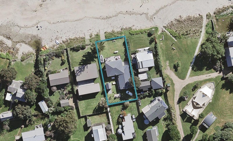 57A Palm Road, Palm Beach, Waiheke Island - Carousel 1