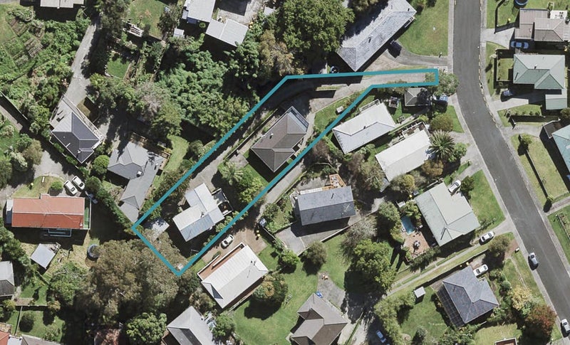 2/1A Hatherlow Street, Glenfield, Auckland - Carousel 1