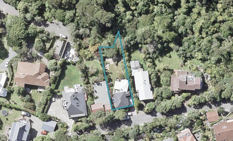 31 Moana Road, Days Bay, Lower Hutt - Carousel 1