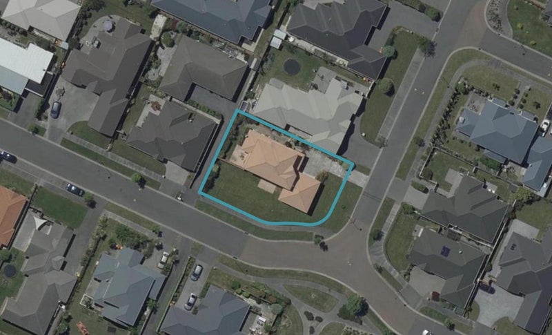 30 Eaglesome Avenue, Aidanfield, Christchurch - Carousel 1