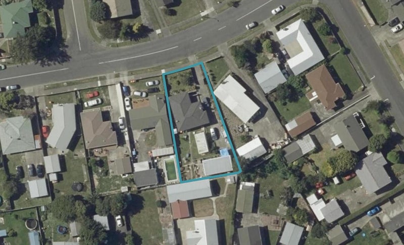 42 Pembroke Street, Highbury, Palmerston North - Carousel 1