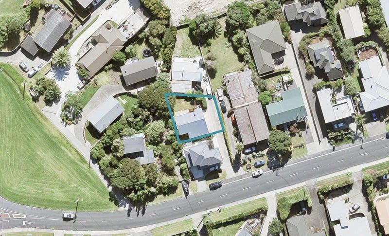 45B Wade River Road, Stanmore Bay, Whangaparaoa - Carousel 1