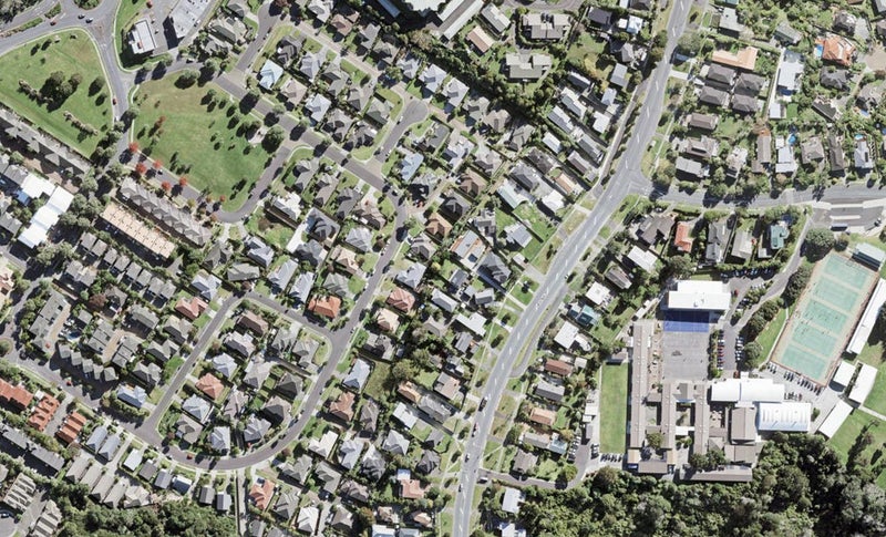 880B East Coast Road, Northcross, Auckland - Carousel 1
