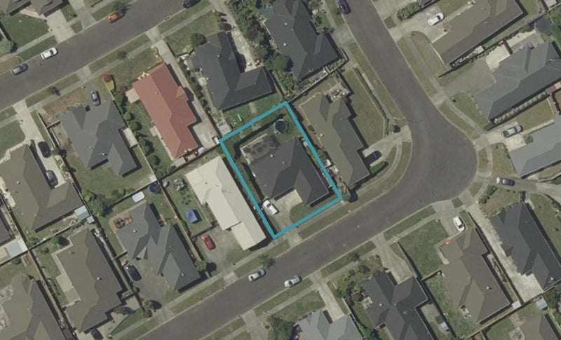 30 Meridian Grove, Kelvin Grove, Palmerston North - Carousel 1