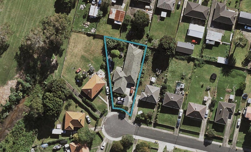 27 Larsen Street, Otara, Auckland - Carousel 1