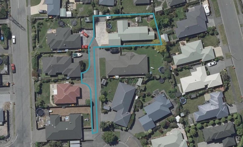 15 Wendy Place, Heathcote Valley, Christchurch - Carousel 1