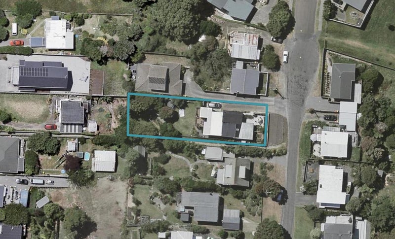 129 Renown Road, Raumati South, Paraparaumu - Carousel 1