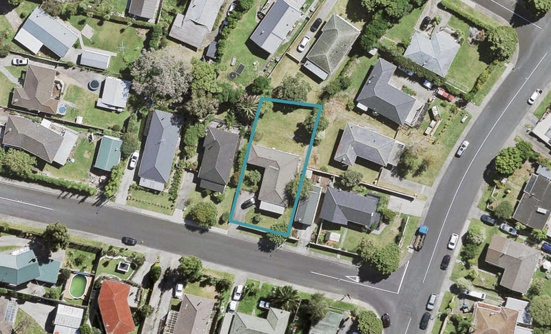 6 Libra Street, Glen Eden, Auckland - Carousel 1
