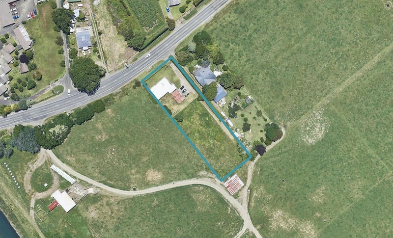 152 State Highway 35, Tirohanga, Ōpōtiki - Carousel 1