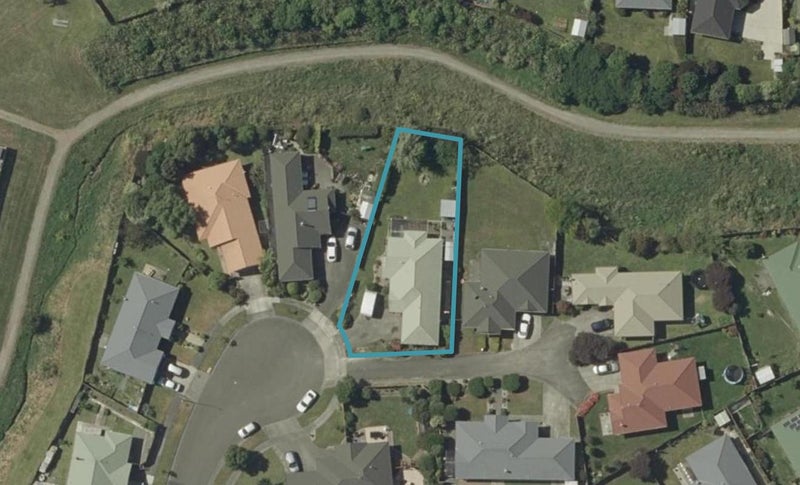 11 Logan Views, Kelvin Grove, Palmerston North - Carousel 1