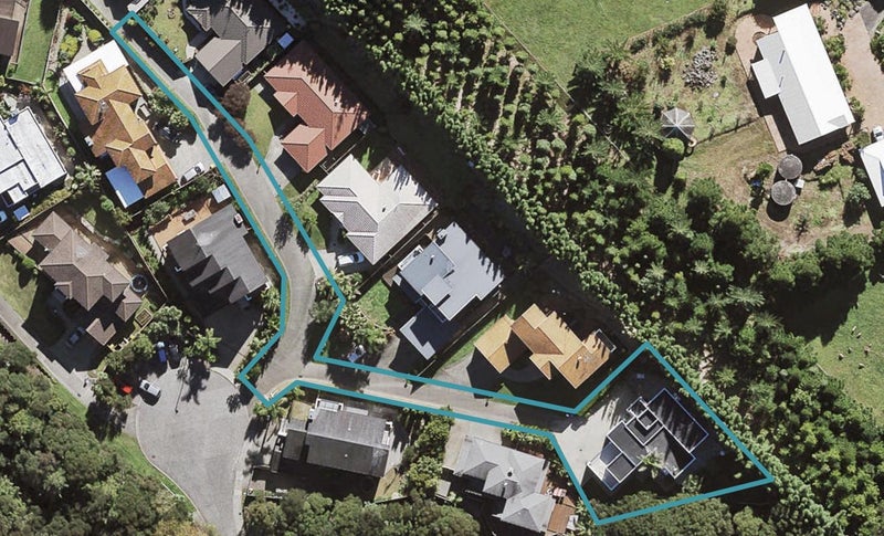 4 Fernbank Lane, Greenhithe, Auckland - Carousel 1