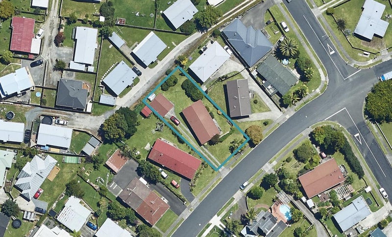 31 Jonathon Street, Brookfield, Tauranga - Carousel 1