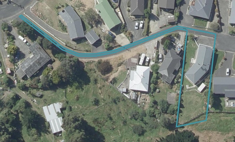 46 Roy Crescent, Concord, Dunedin - Carousel 1