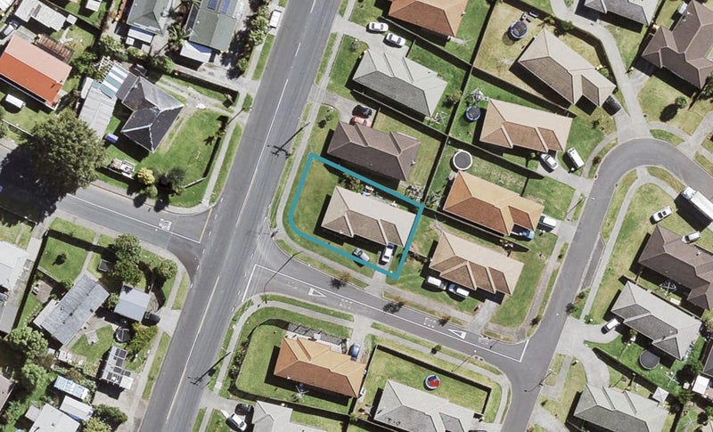 2 Legacy Drive, Henderson, Auckland - Carousel 1