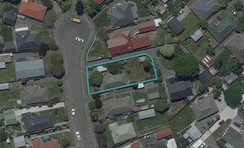 18 Glenora Place, Hornby, Christchurch - Carousel 1