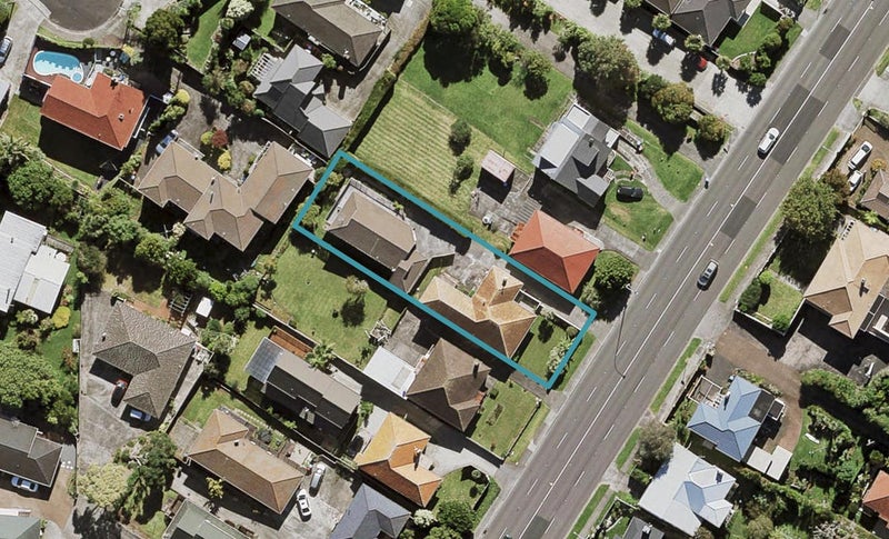239 Hillsborough Road, Hillsborough, Auckland - Carousel 1