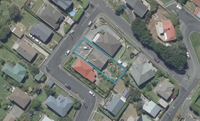 4 Mardale Street, Kaikorai, Dunedin - Carousel 1