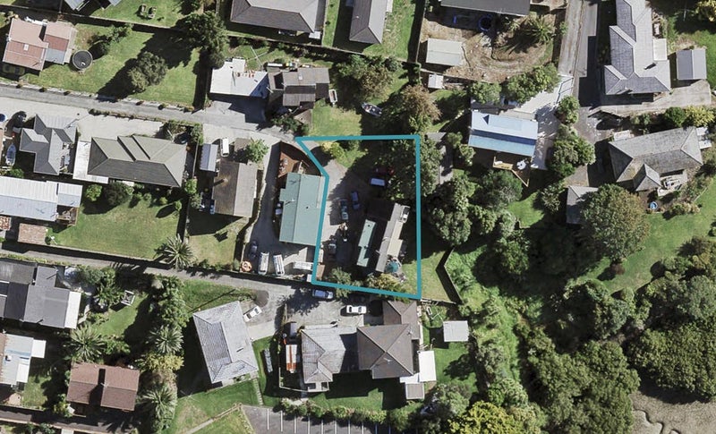 42C Evans Road, Weymouth, Auckland - Carousel 1
