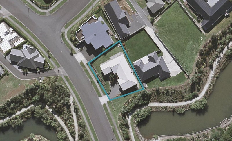 32 Links Drive, Waiwhakaiho, New Plymouth - Carousel 1