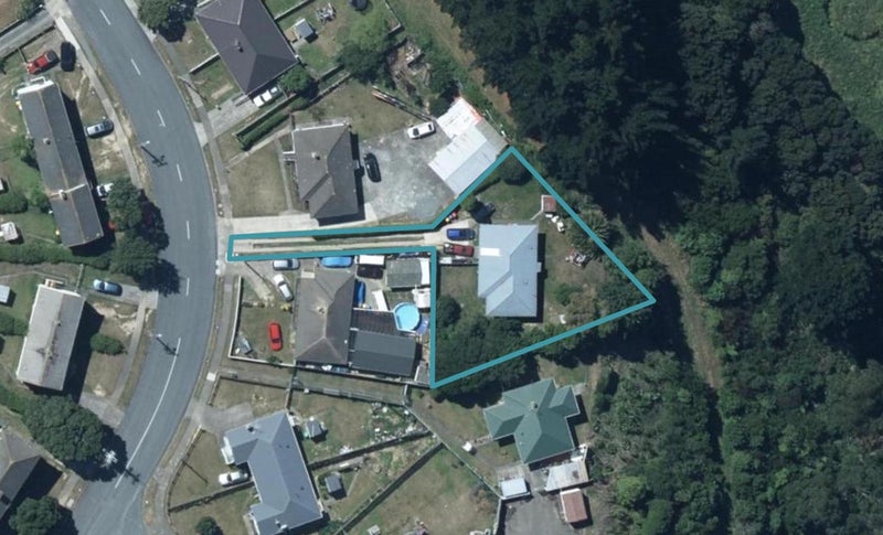 134 Bedford Street, Cannons Creek, Porirua - Carousel 1