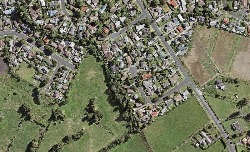 24 Lorelei Place, Opaheke, Papakura - Carousel 1