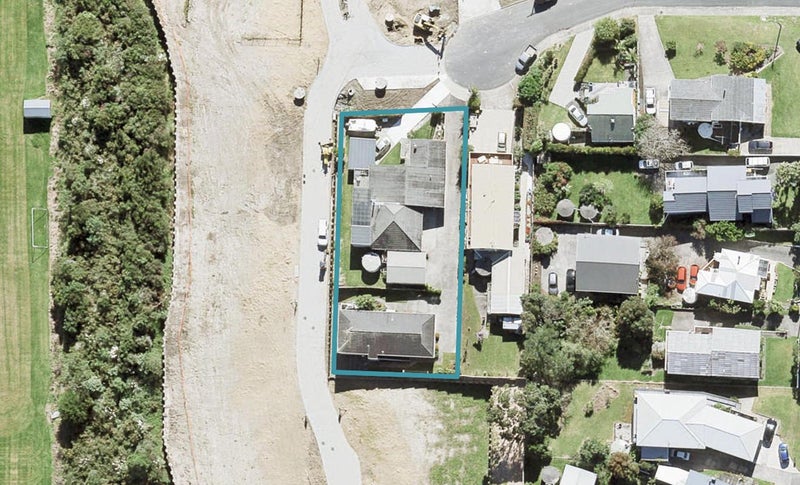 2/6 Grandview Road, Stanmore Bay, Whangaparāoa - Carousel 1