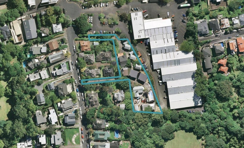 61A Saint Georges Bay Road, Parnell, Auckland - Carousel 1