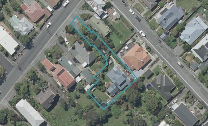 42 Signal Hill Road, Opoho, Dunedin - Carousel 1