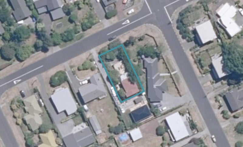 19 Awanui Street, Hilltop, Taupo - Carousel 1