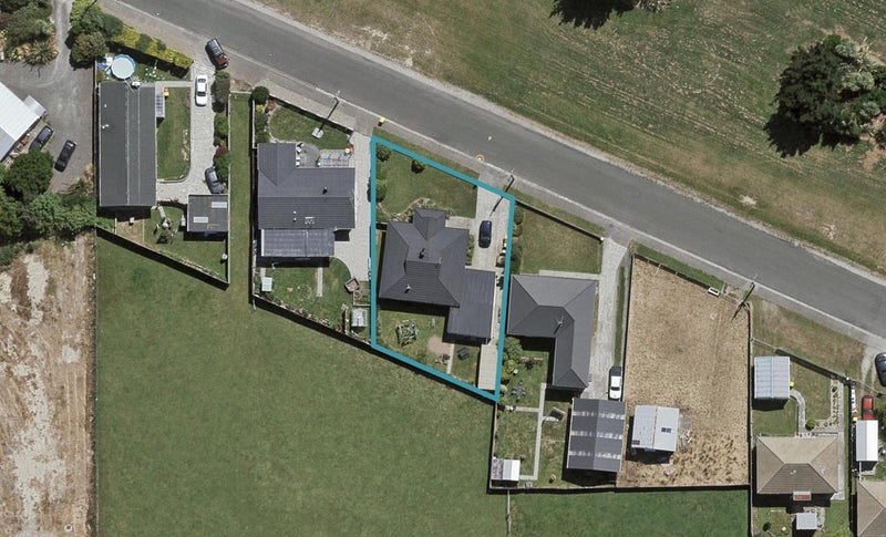 16 Scott Street, Strathern, Invercargill - Carousel 1