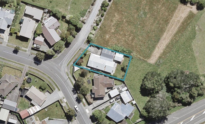 1 Ruby Grove, Birchville, Upper Hutt - Carousel 1