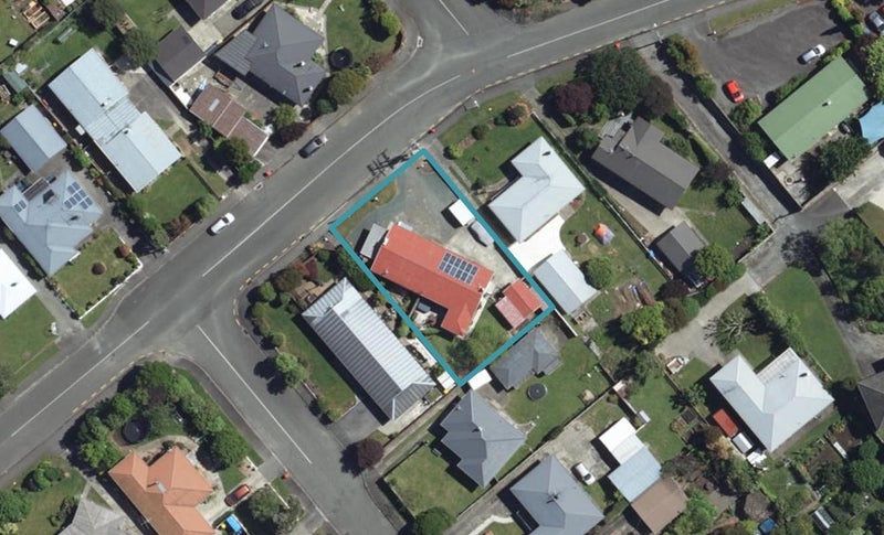 8 Cautley Street, Richmond, Richmond - Carousel 1
