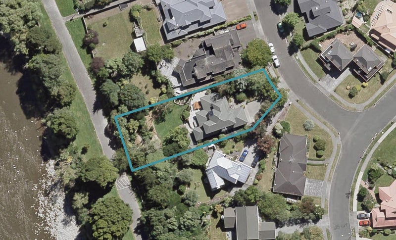 6 Kingfisher Close, Brown Owl, Upper Hutt - Carousel 1
