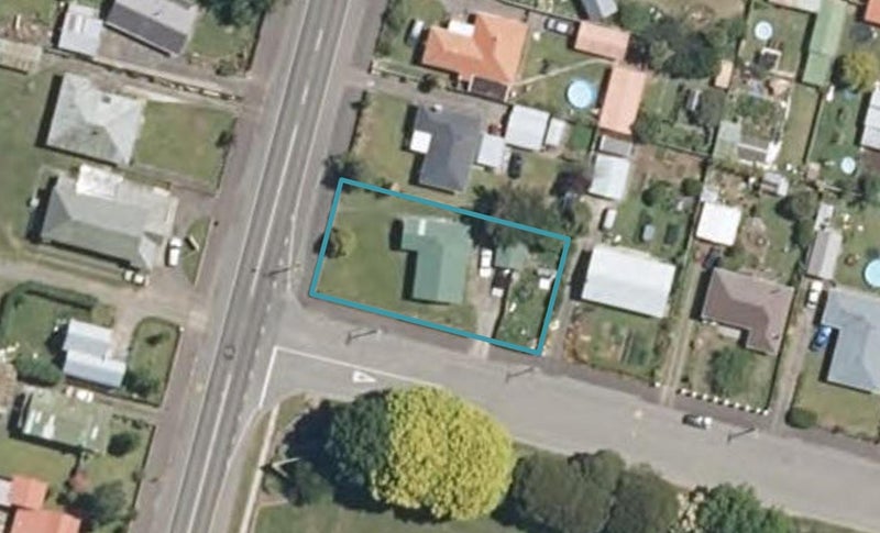 332 High Street, Dannevirke - Carousel 1
